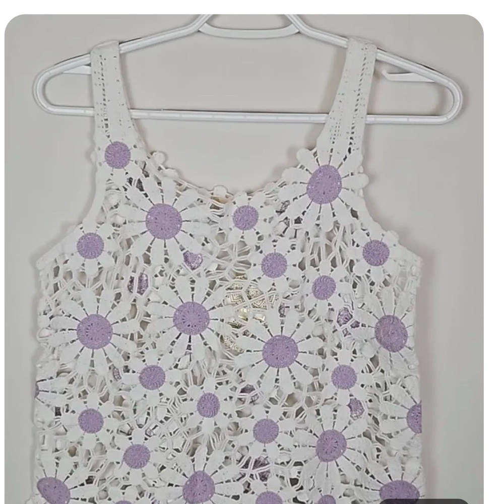 Altar’d State White and Yellow Daisy Crochet Top